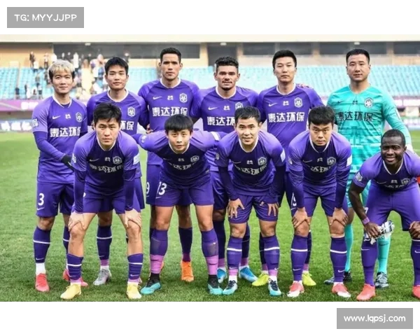 足球球员转会合同期限的影响因素与市场变化分析 足球球员转会合同期限的影响因素与市场变化分析